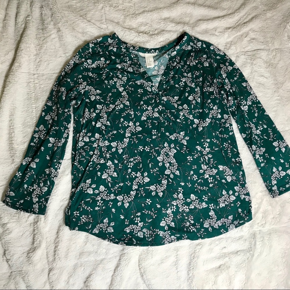 H&M Emerald Green Floral 3/4 Sleeve V Neck
